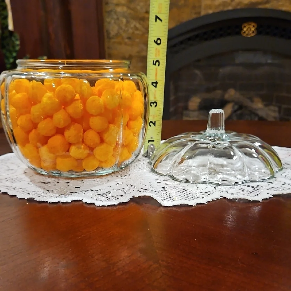 VTG Glass Pumpkin Candy/Snack/Treat/Decor Jar Canister with Lid/Ribbed Handle